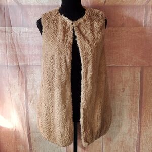 Betsy Johnson Vegan Fur Vest